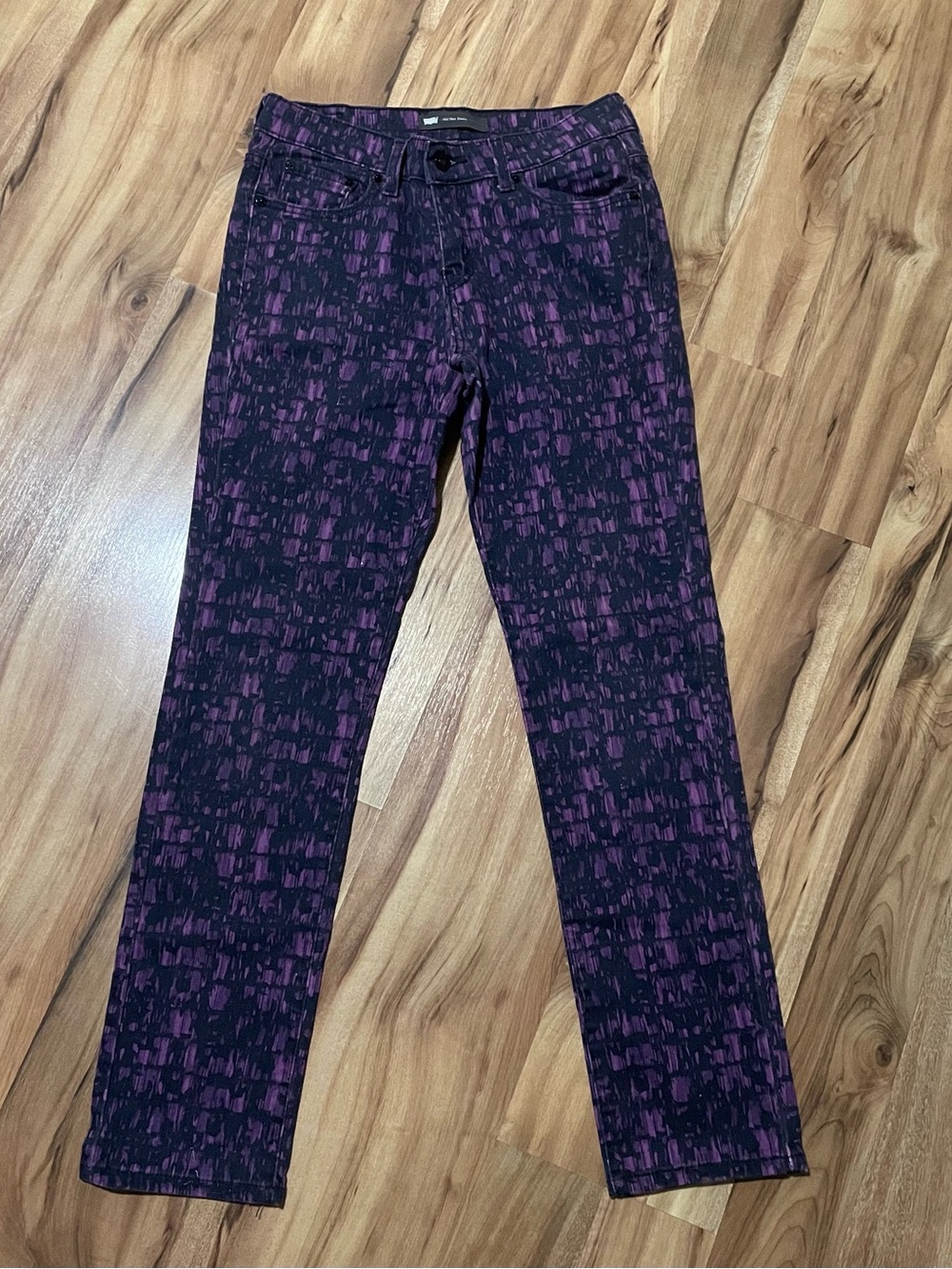 Levi's Mid Rise Print Denim Jeans Size 8M Purple Black Distorted Grid Punk Y2K